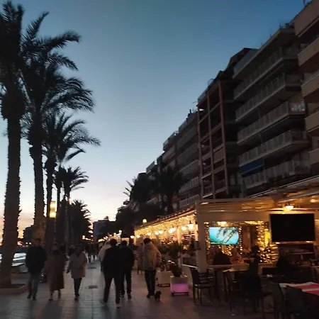 A 30m Del Mar, Con Wifi Gratis Apartment Torrevieja
