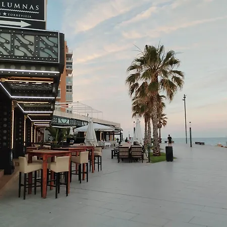 Apartment A 30m Del Mar, Con Wifi Gratis